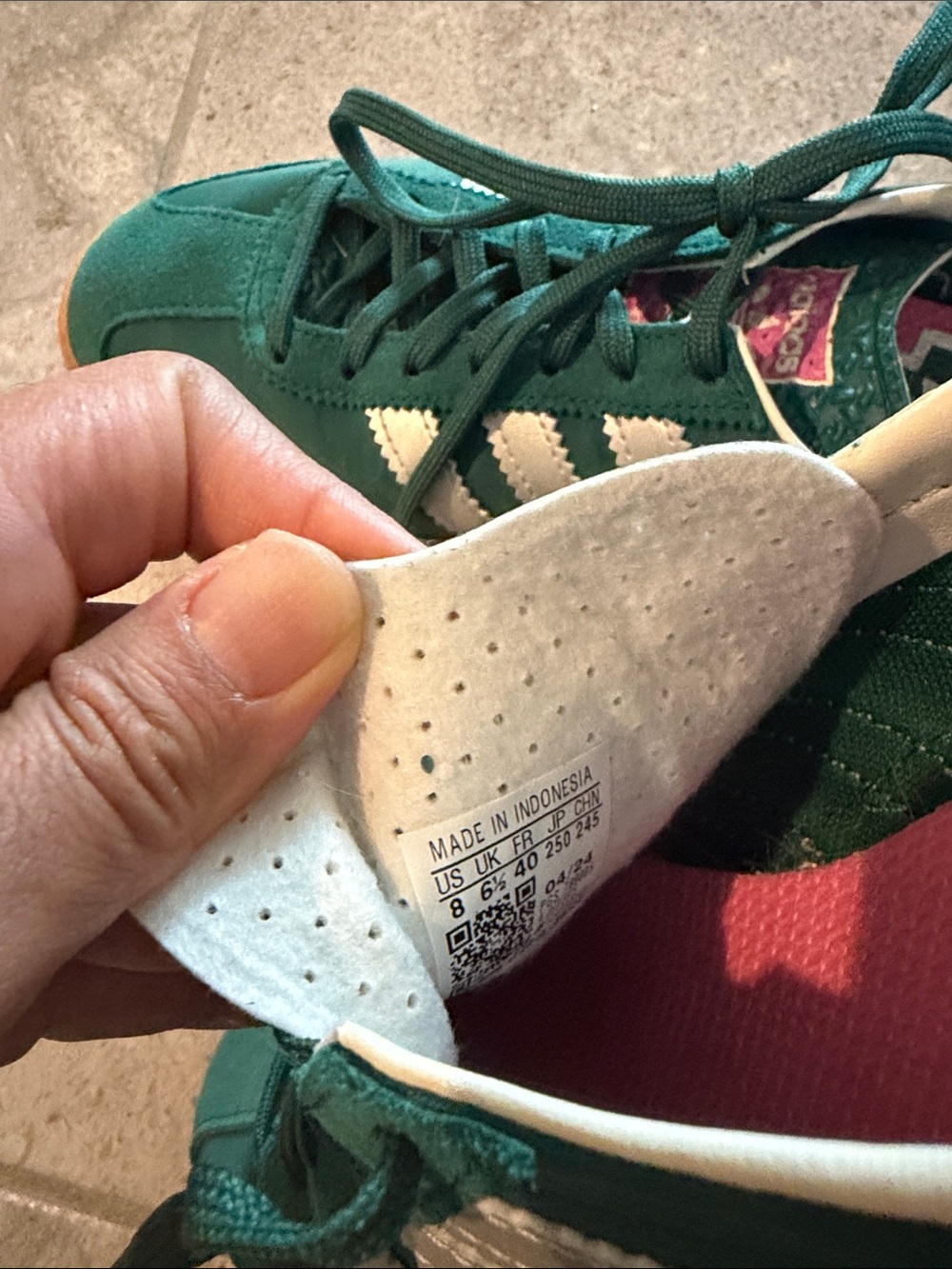 adidas Green and White Classic Sneakers with Gum Sole - Picture 3 of 4